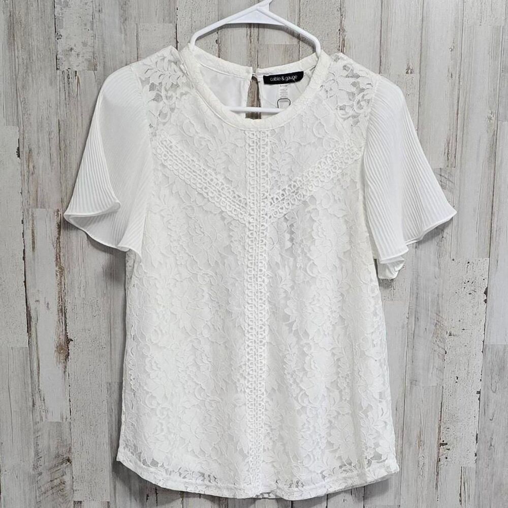 Cable & Gauge White Lace Lined Short Sleeve Keyhole Blouse Size Small